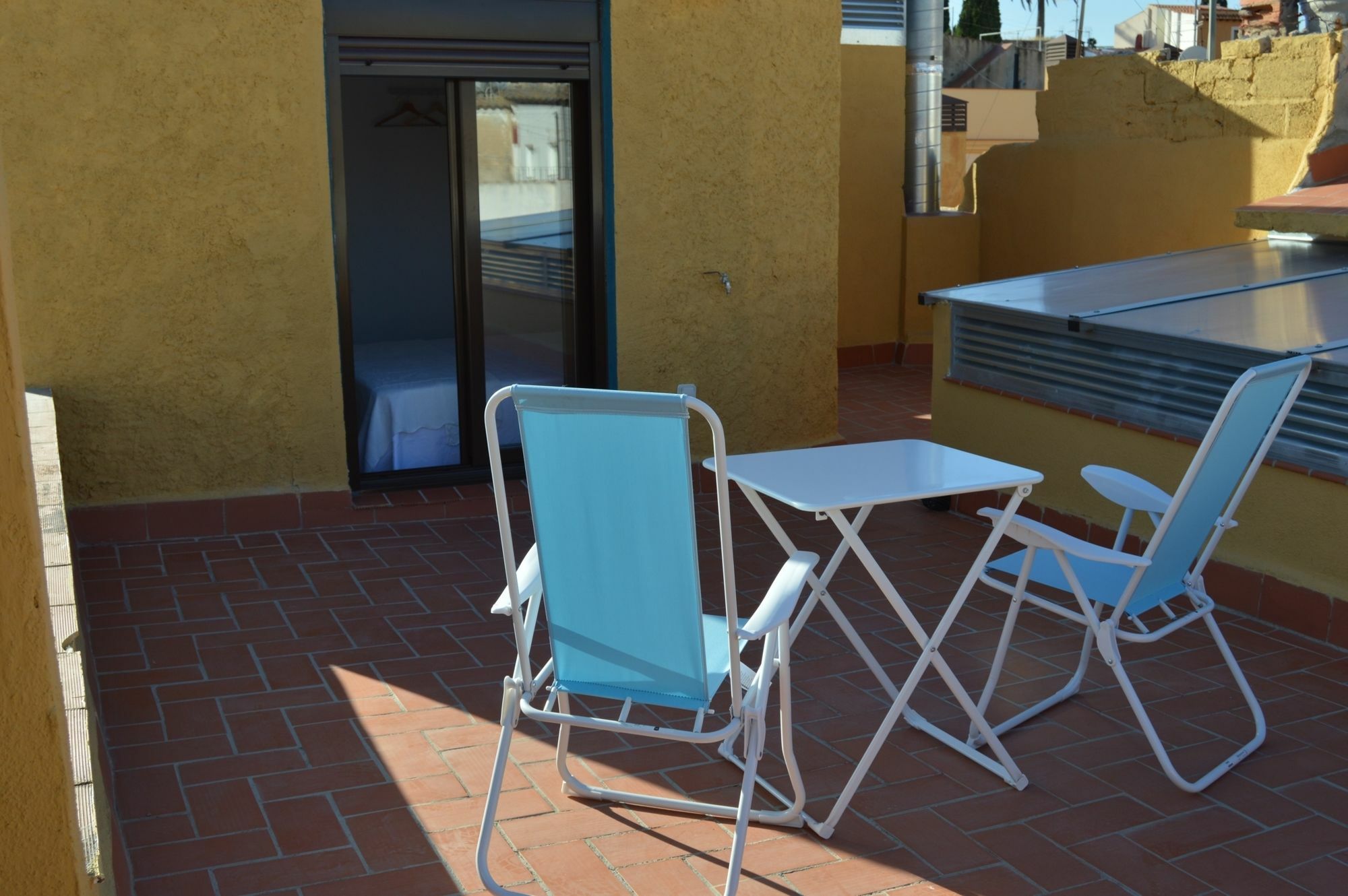 Tarragona Suites Mediona Екстериор снимка